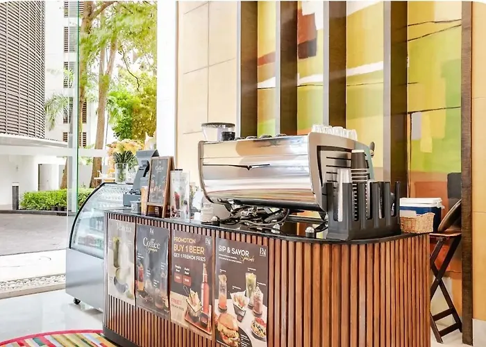 World Lumphini Lang Suan Aparthotel 4*