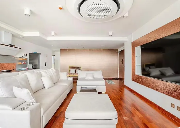 Aparthotel World Lumphini Lang Suan